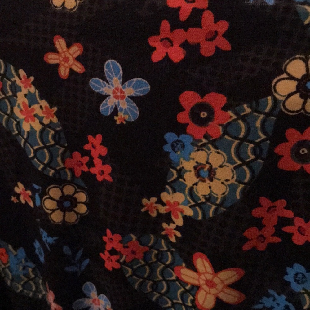 Lularoe medium - Picture 3 of 3